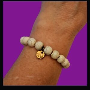 3/$25 White Howlite Beaded Stretch Bracelet
